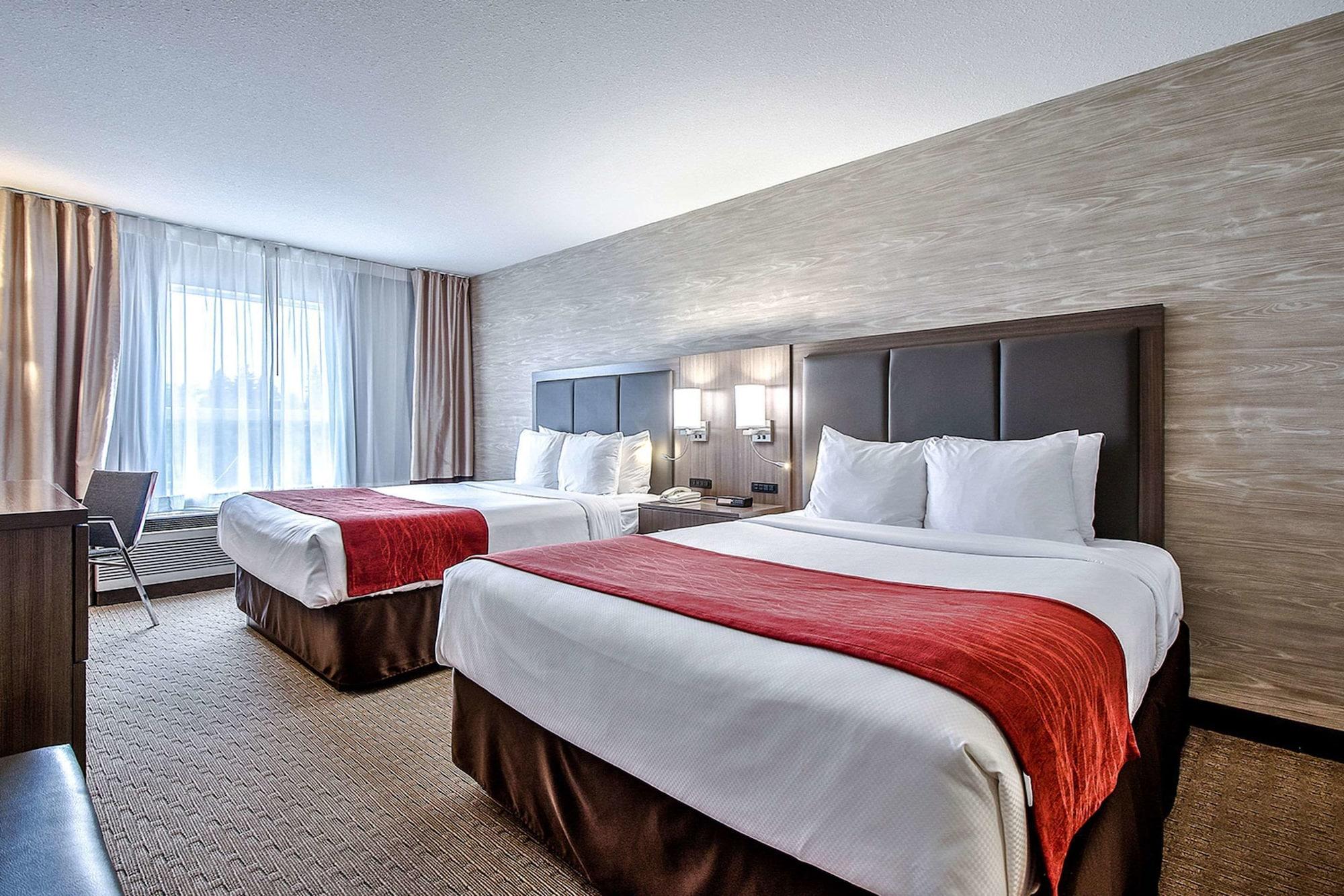 Comfort Inn & Suites South YYC Eksteriør billede