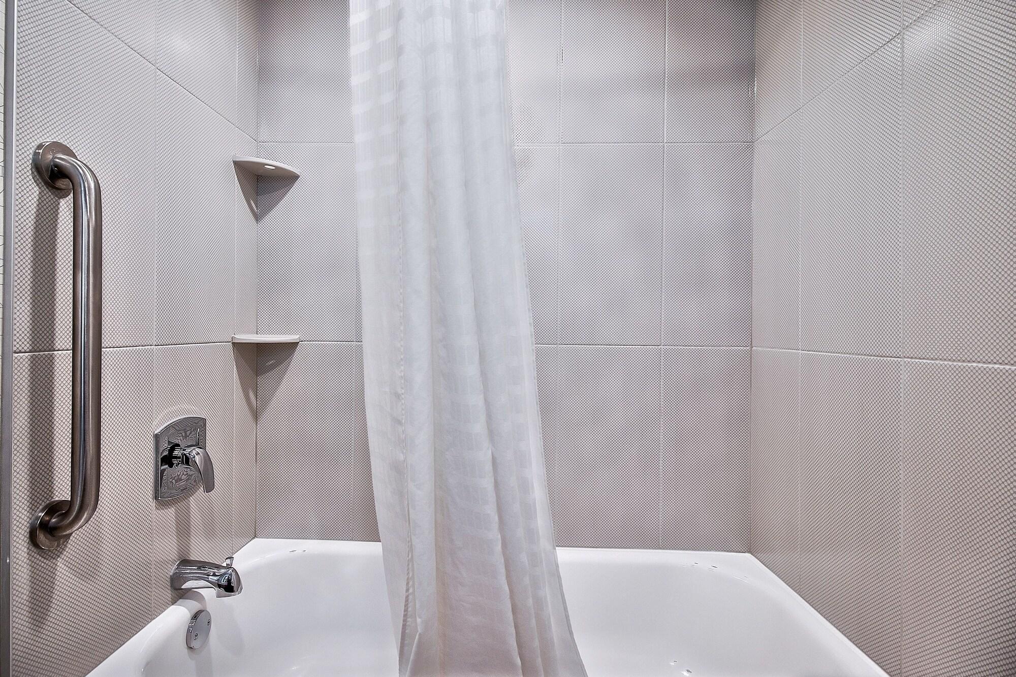 Comfort Inn & Suites South YYC Eksteriør billede