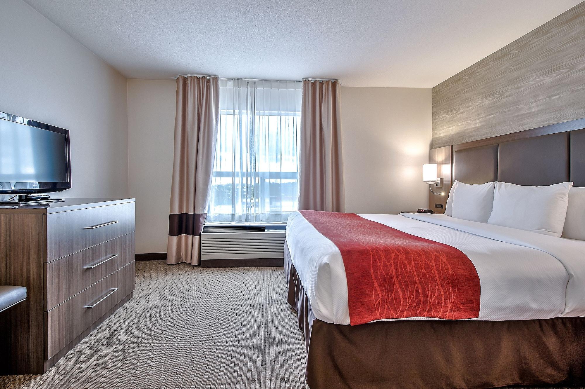 Comfort Inn & Suites South YYC Eksteriør billede